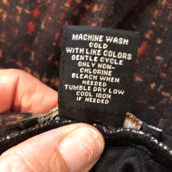 NWOT Winter Skirt Dark Brown and other Colors Size Medium - Picture 9 of 10